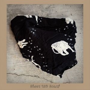 Sheer UO Scarf